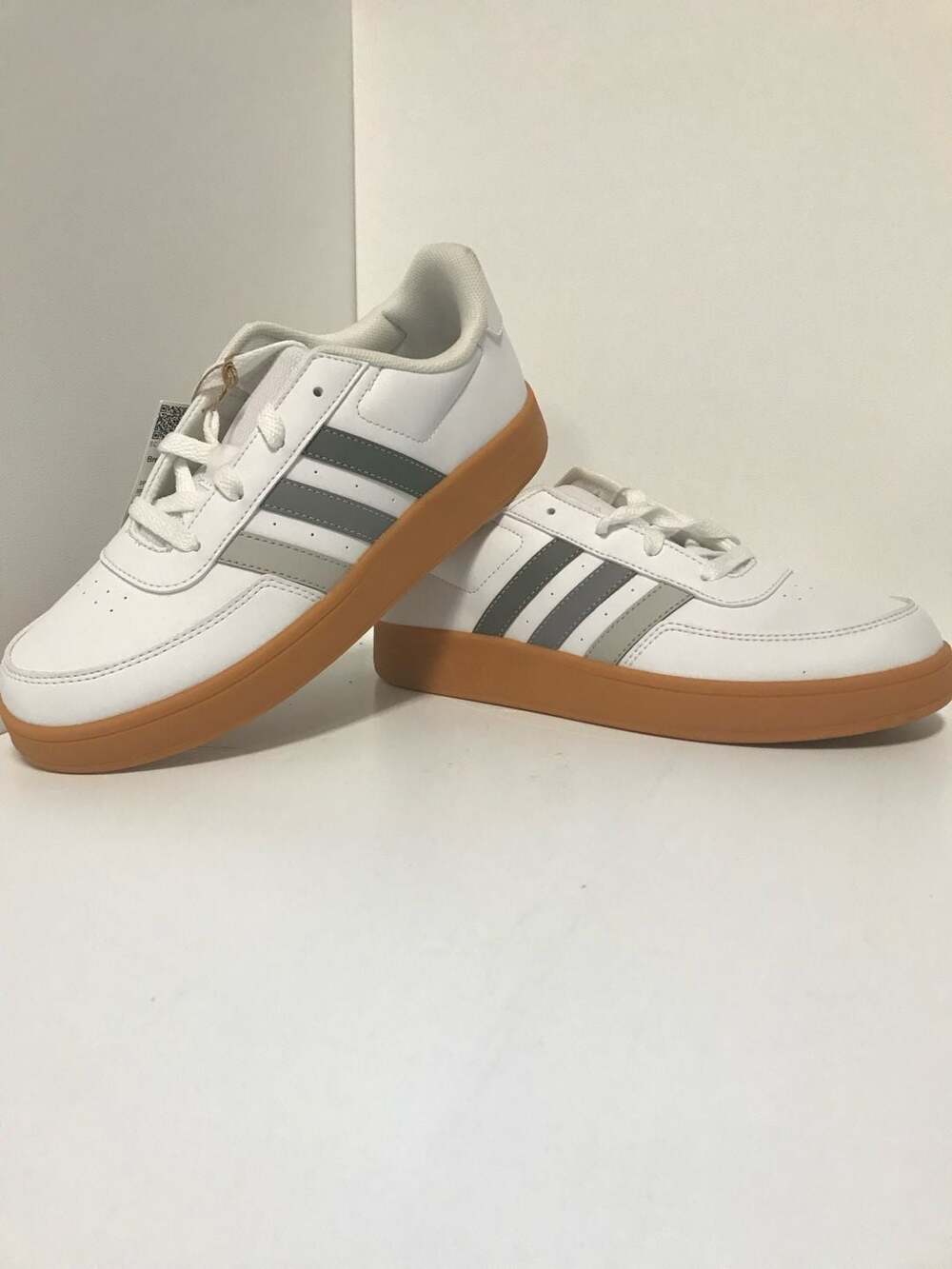 Adidas Breaknet 2.0 K Size 4.5 White Grey Gum Lifestyle Court Shoes